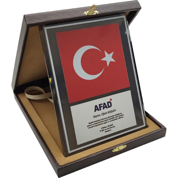 EKT-700 Kutulu Kristal Plaket - Ürün Görseli 1